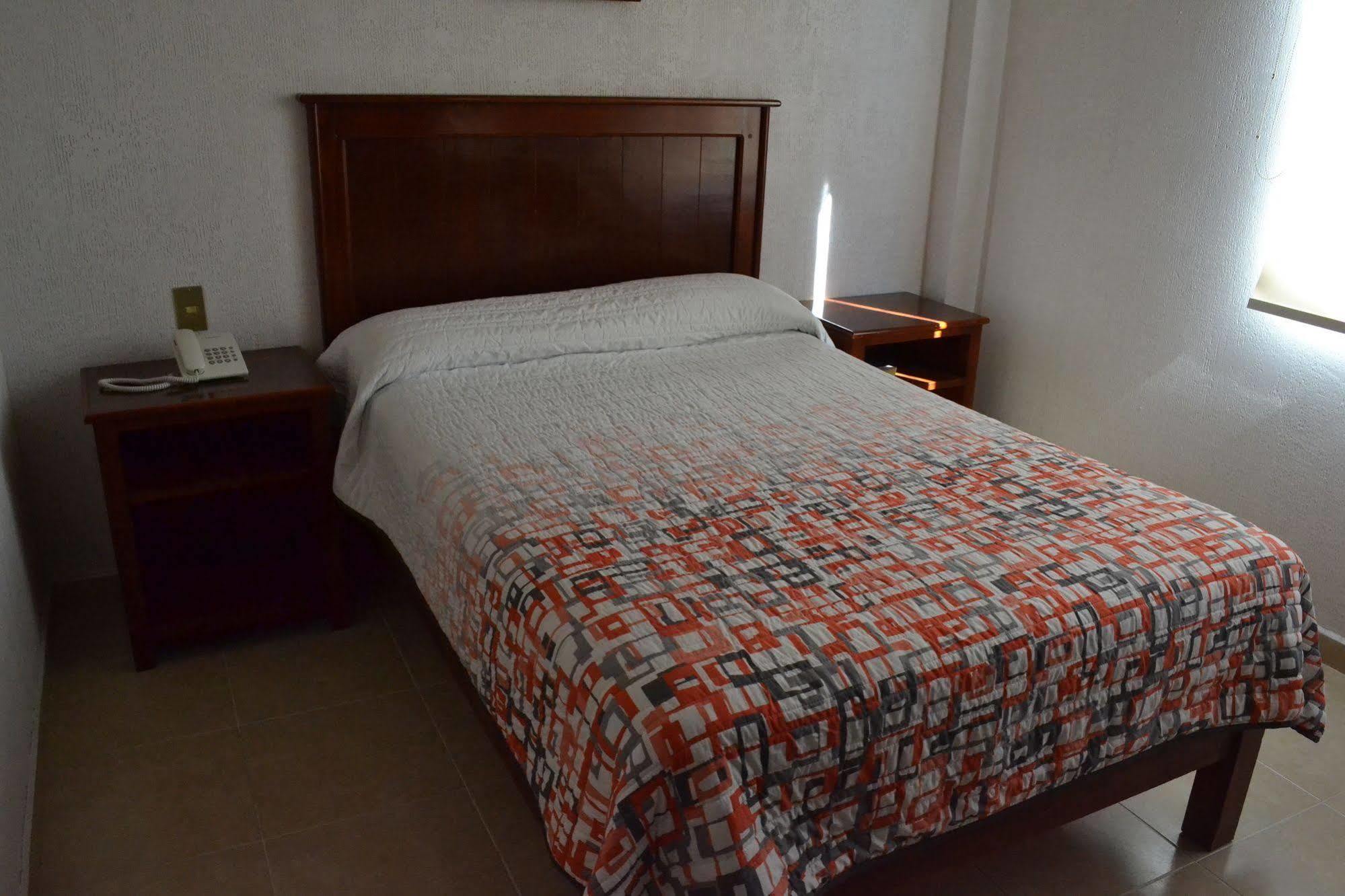 Hotel Hc Celaya  Dış mekan fotoğraf