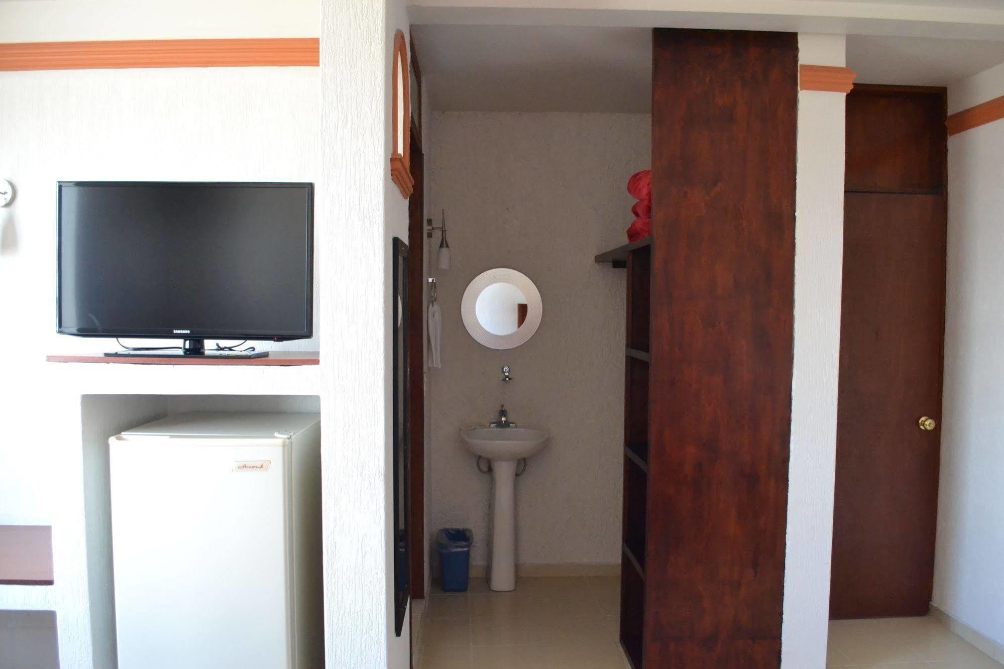 Hotel Hc Celaya  Dış mekan fotoğraf